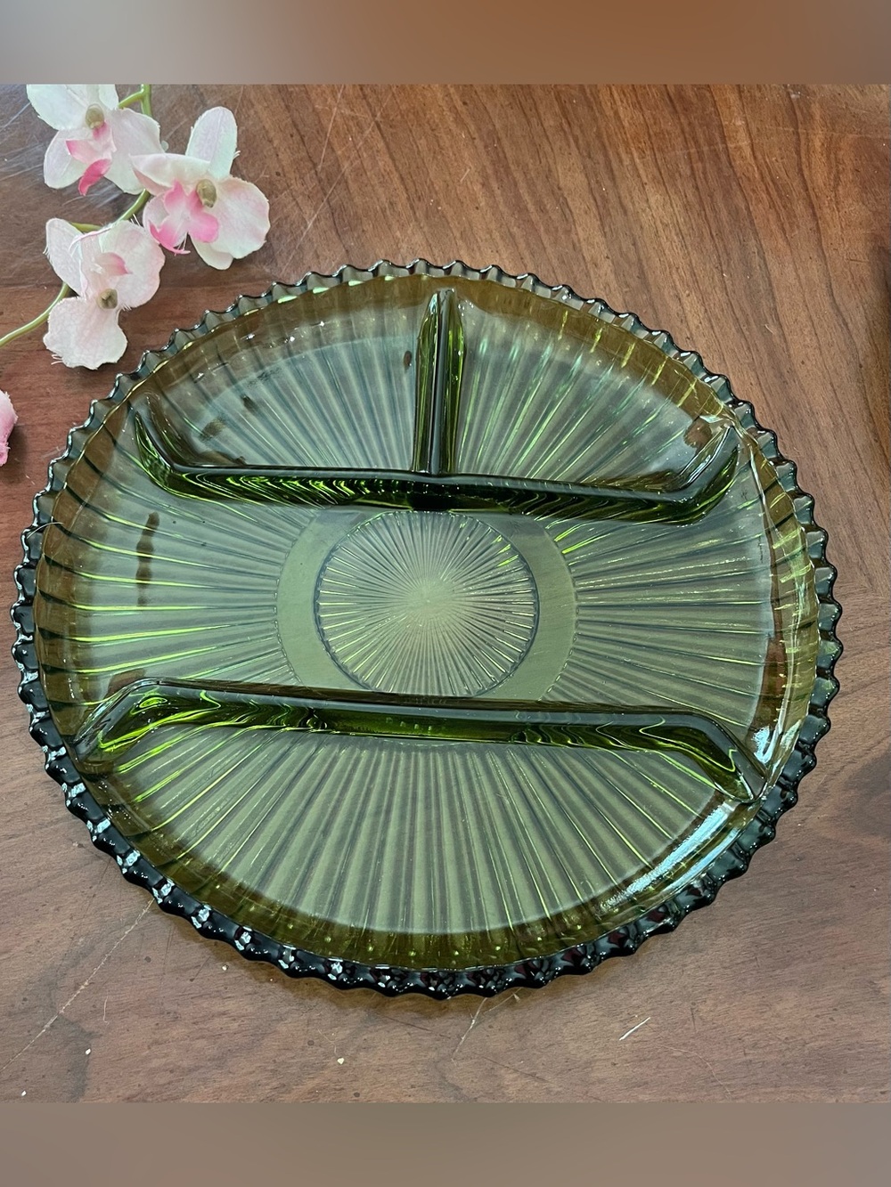 Vintage Indiana Glass Avocado Green Divided Relish Dish Platter 10” MCM